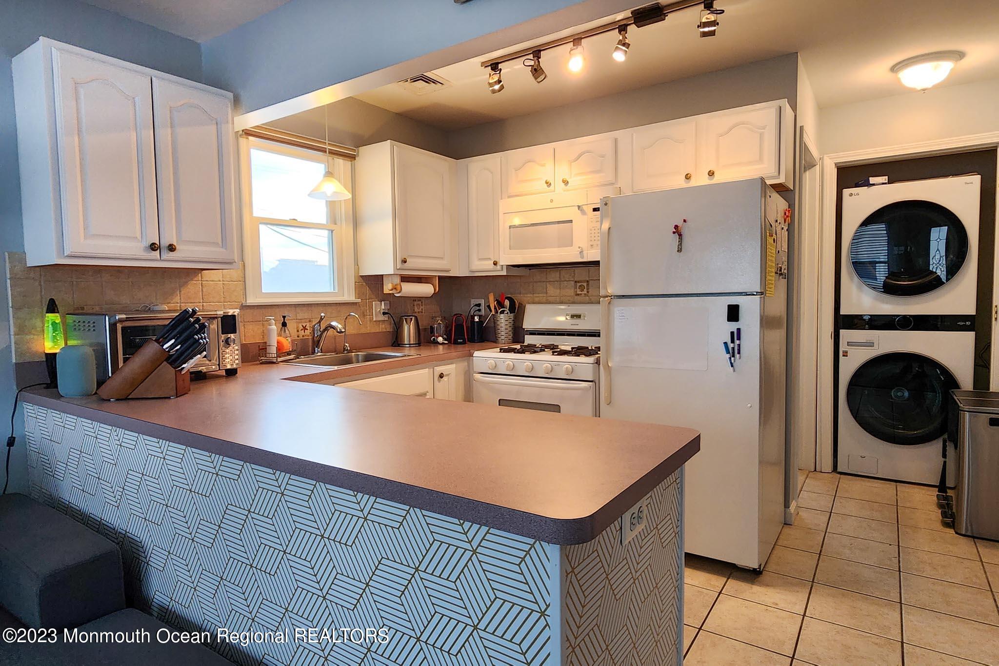 14 East Bay Way Lavallette, NJ 08735 - Photo 11 of 34 20231017_152635