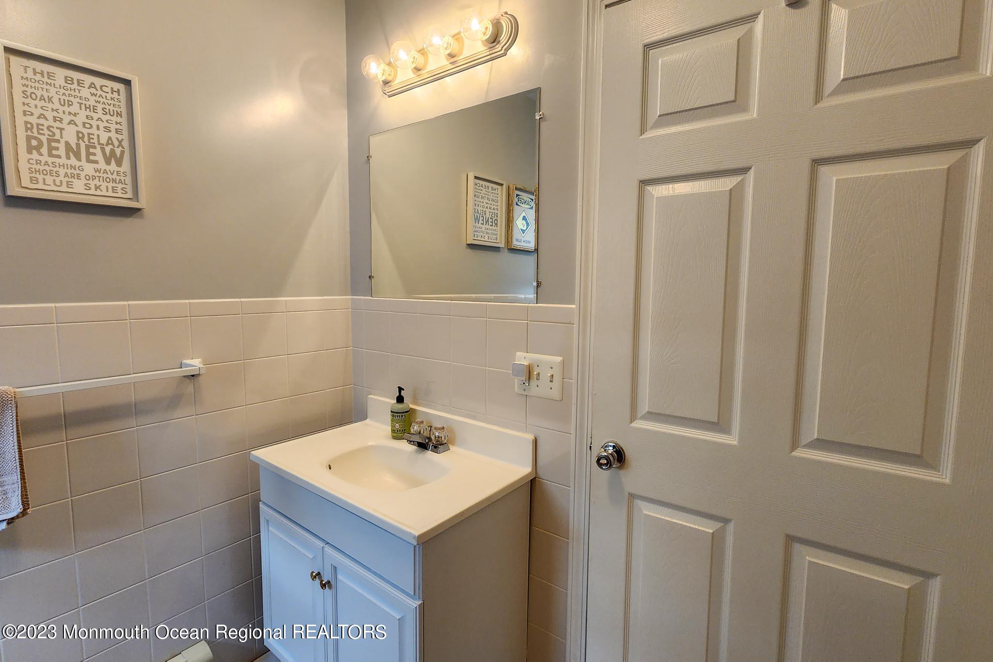 14 East Bay Way Lavallette, NJ 08735 - Photo 30 of 34 20231017_153812
