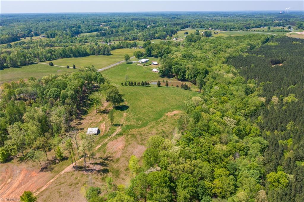 1291 B Simpson Road Stokesdale, NC 27357 - Photo 3 of 7 Gallery Image 3