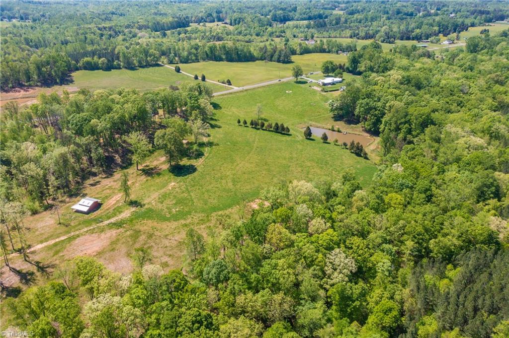 1291 B Simpson Road Stokesdale, NC 27357 - Photo 4 of 7 Gallery Image 4