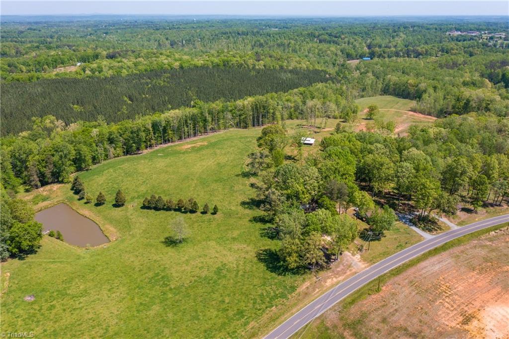 1291 B Simpson Road Stokesdale, NC 27357 - Photo 7 of 7 Gallery Image 7