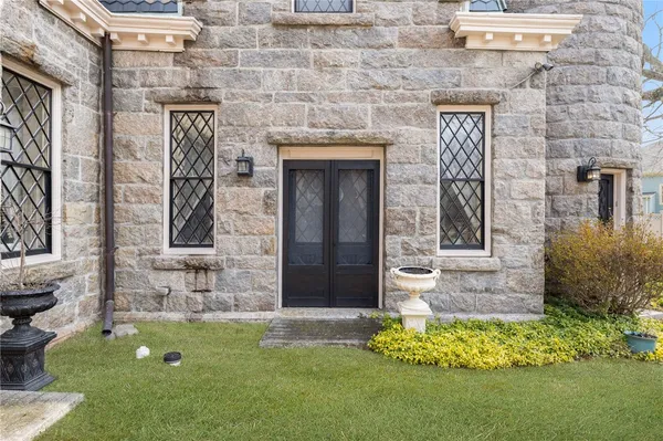 $55,000 | 60 Old Beach Road, Newport, RI 02840