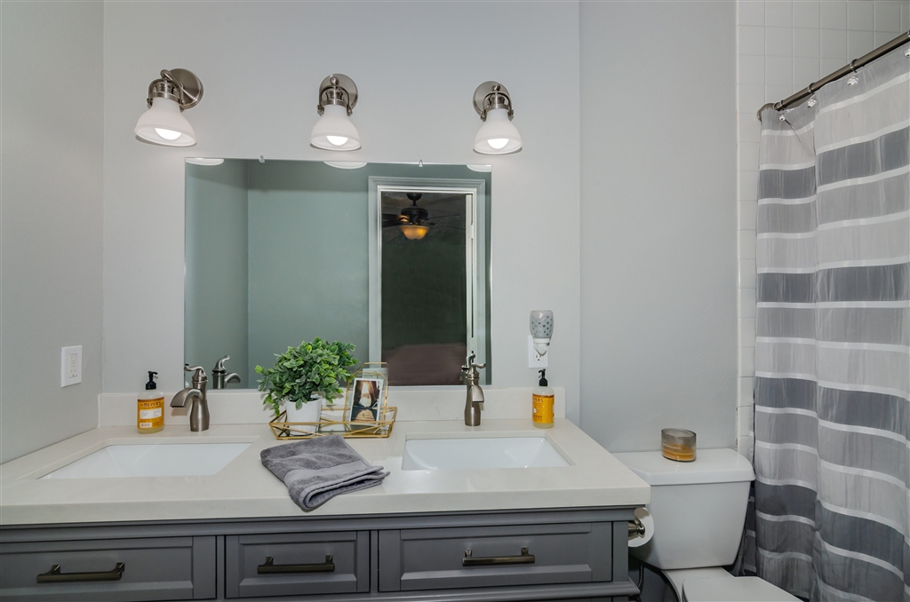 13908 Sam O Reno Road Poway, CA 92064 - Photo 16 of 25 Gallery Image 16