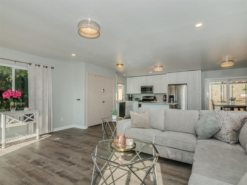 13908 Sam O Reno Road Poway, CA 92064 - Photo 4 of 25 Gallery Image 4