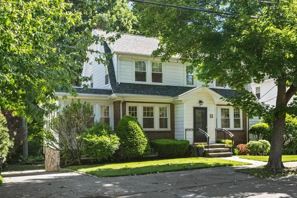 $1,059,000 | 32 Pilgrim Road, Marblehead, MA 01945
