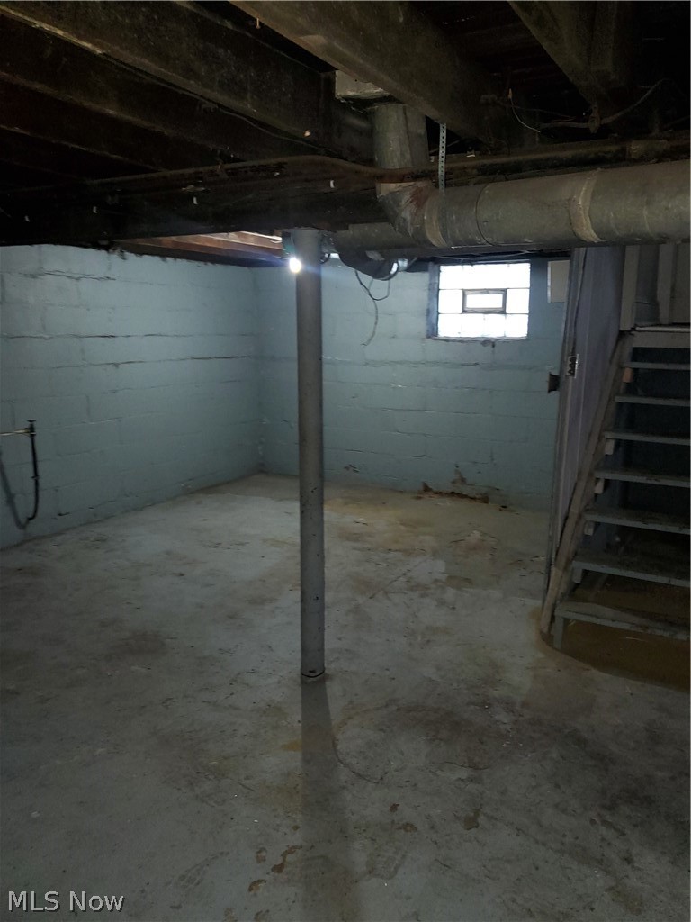 1618 Holyrood Road Cleveland, OH 44106 - Photo 24 of 26 Gallery Image 24