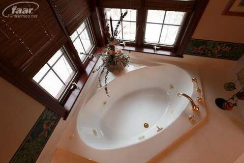 12255 Lillie Road Byron, MI 48418 - Photo 18 of 33 20343439-17.JPG