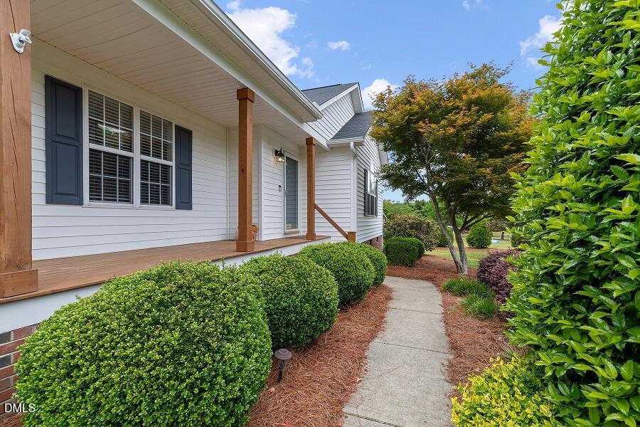 6512 Bridgemont Lane Willow Spring, NC 27592 - Photo 4 of 39 6512 Bridgemont Ln_7738