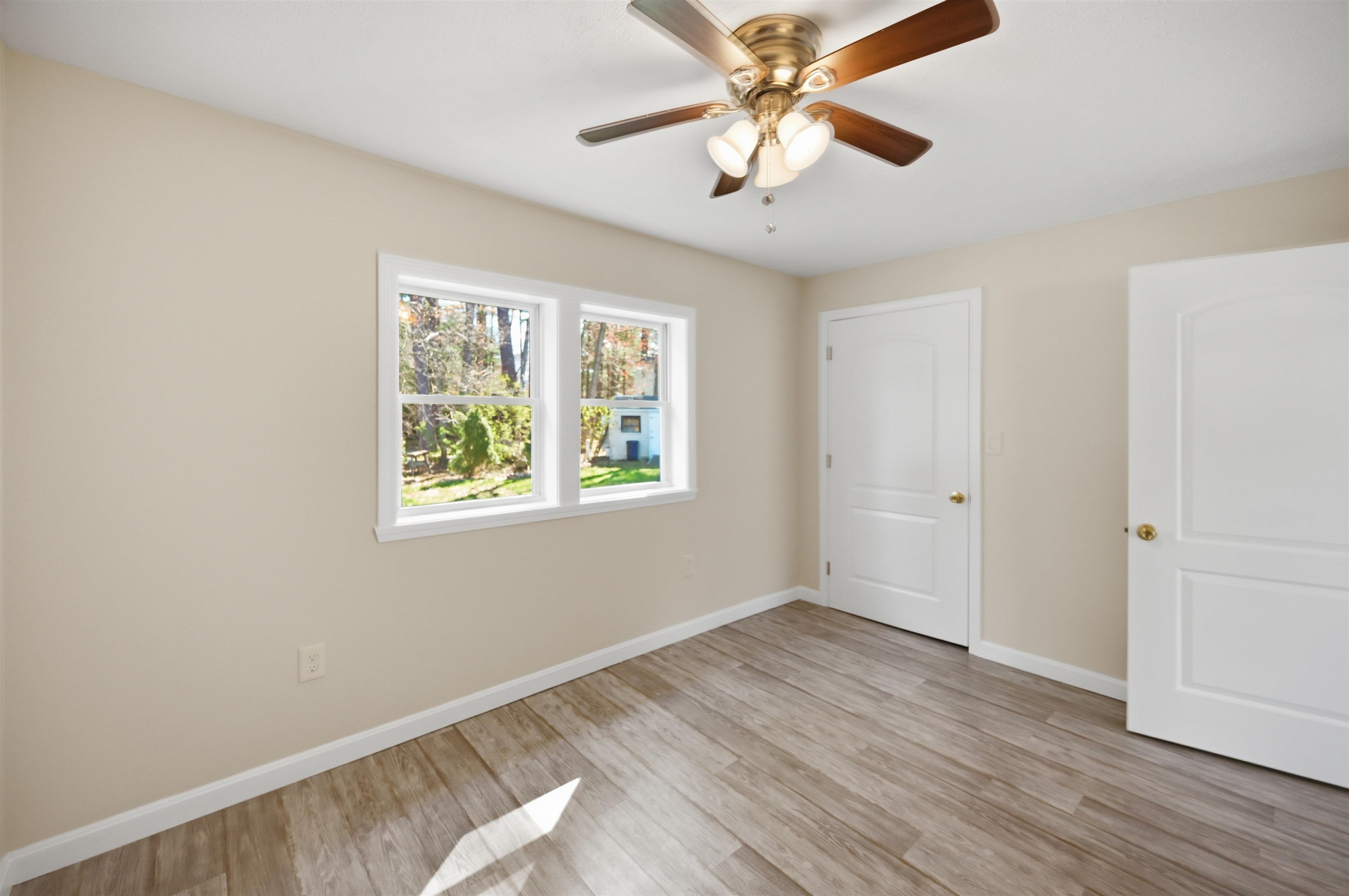 31 Page Road, Unit 14 Litchfield, NH 03052 - Photo 20 of 32
