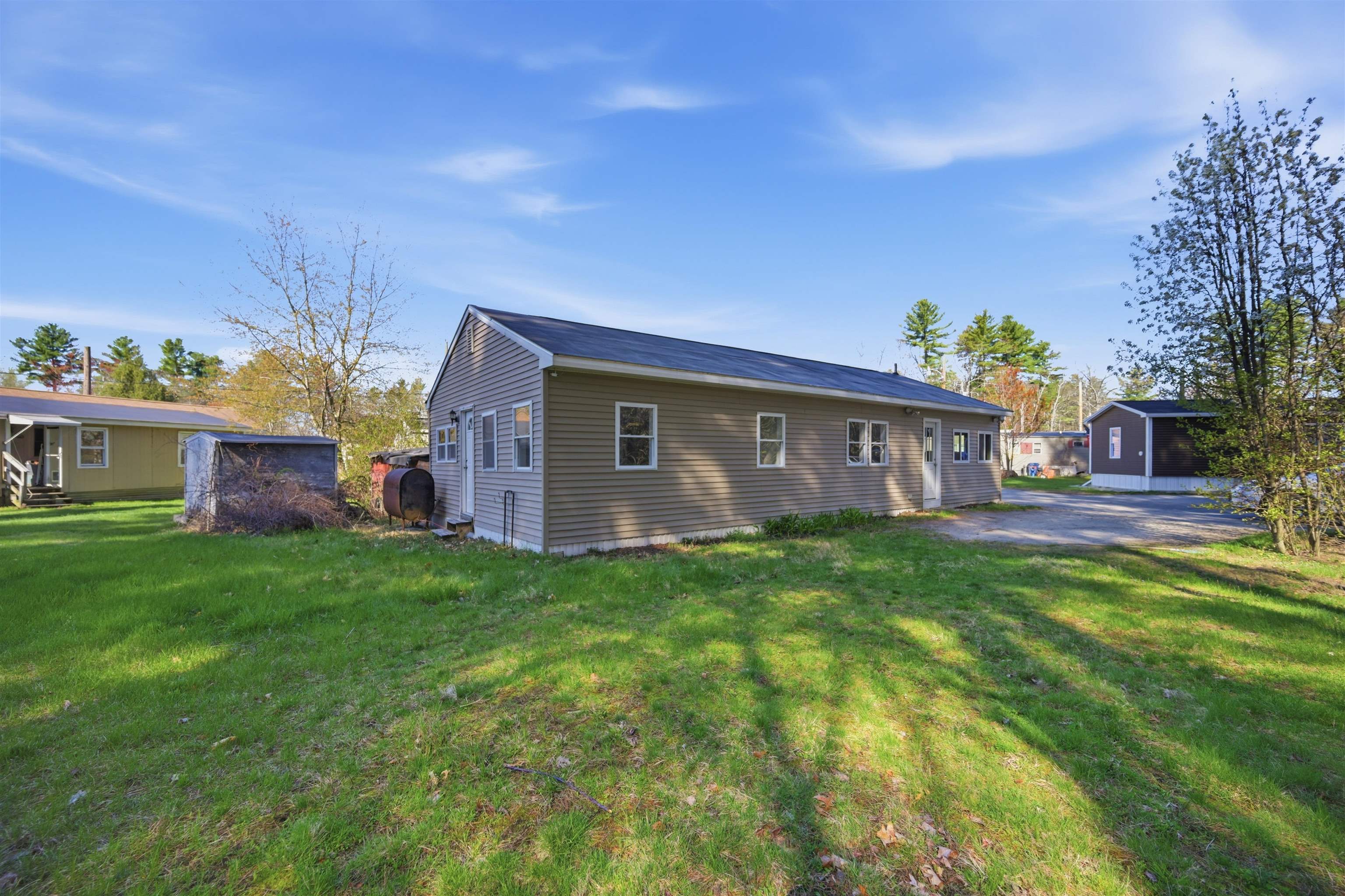 31 Page Road, Unit 14 Litchfield, NH 03052 - Photo 29 of 32