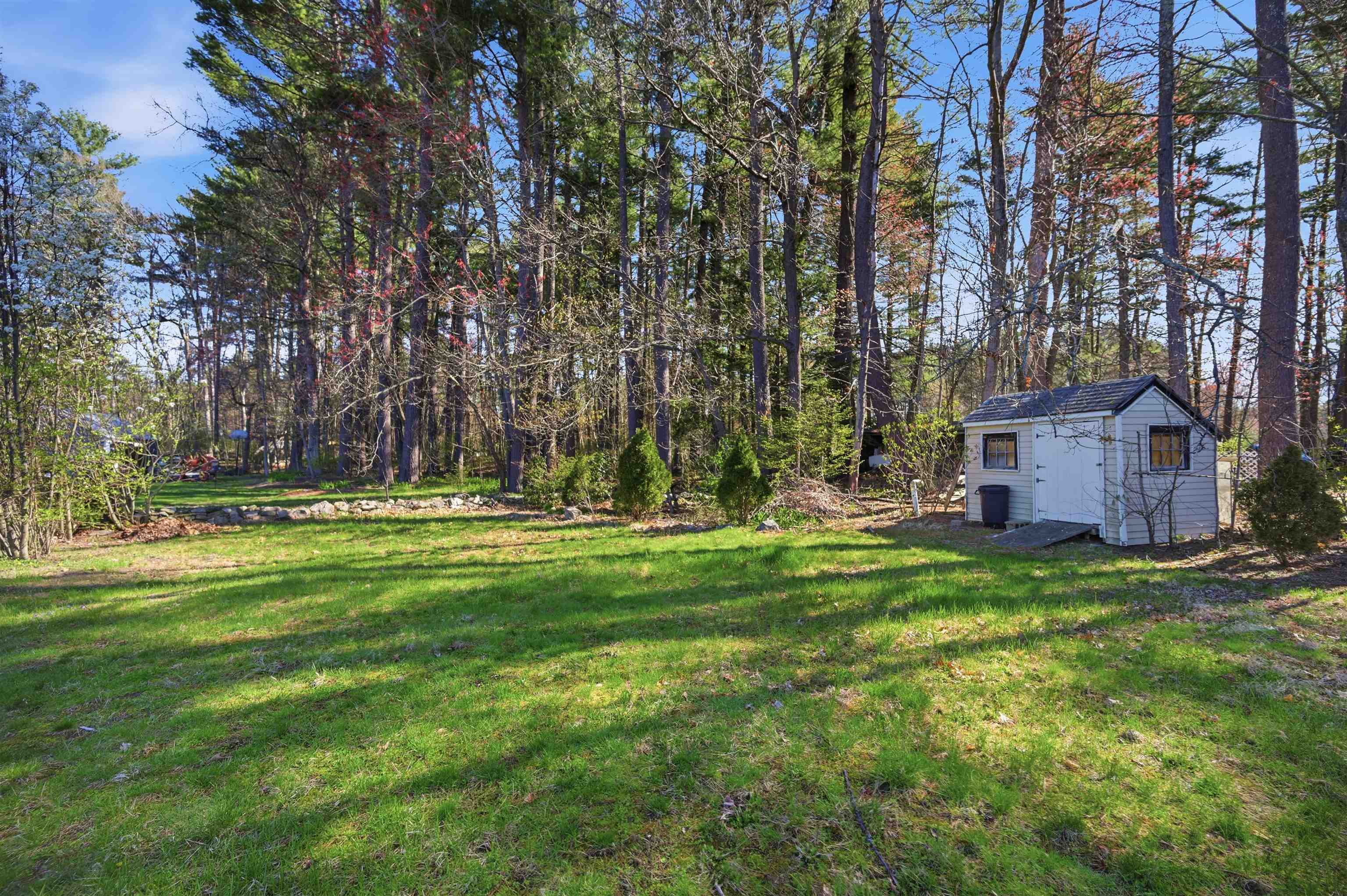 31 Page Road, Unit 14 Litchfield, NH 03052 - Photo 32 of 32