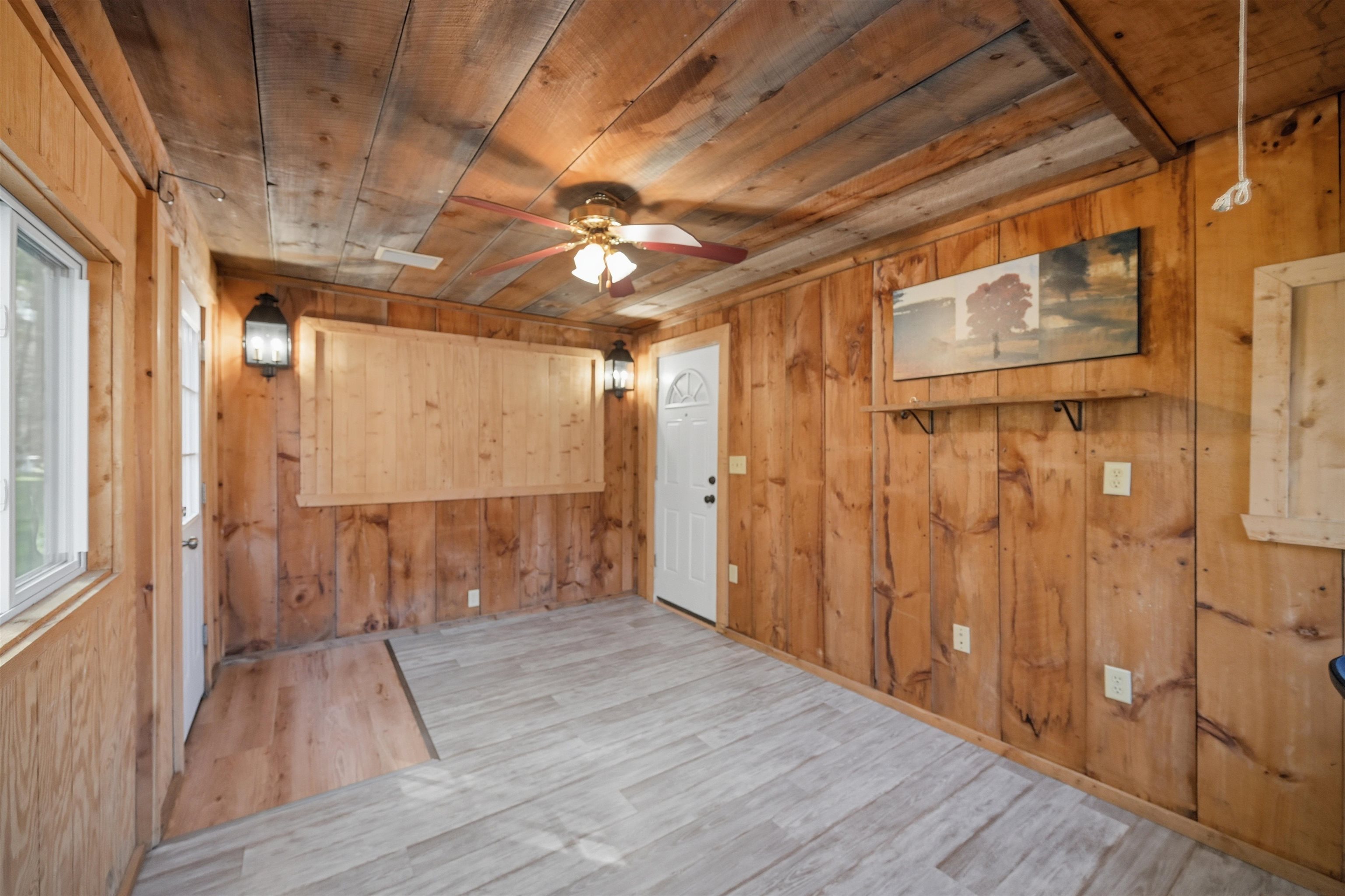 31 Page Road, Unit 14 Litchfield, NH 03052 - Photo 6 of 32