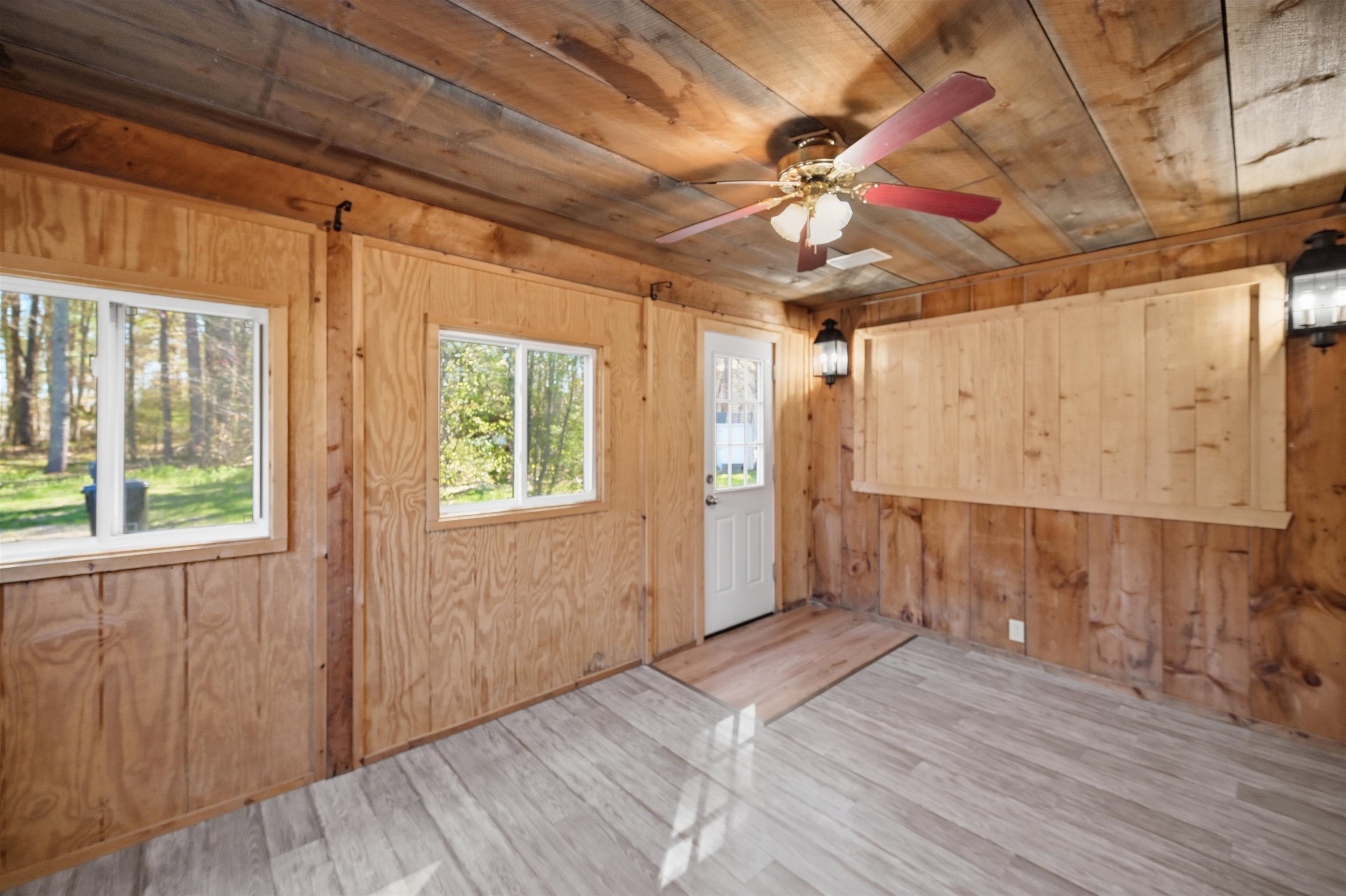 31 Page Road, Unit 14 Litchfield, NH 03052 - Photo 8 of 32