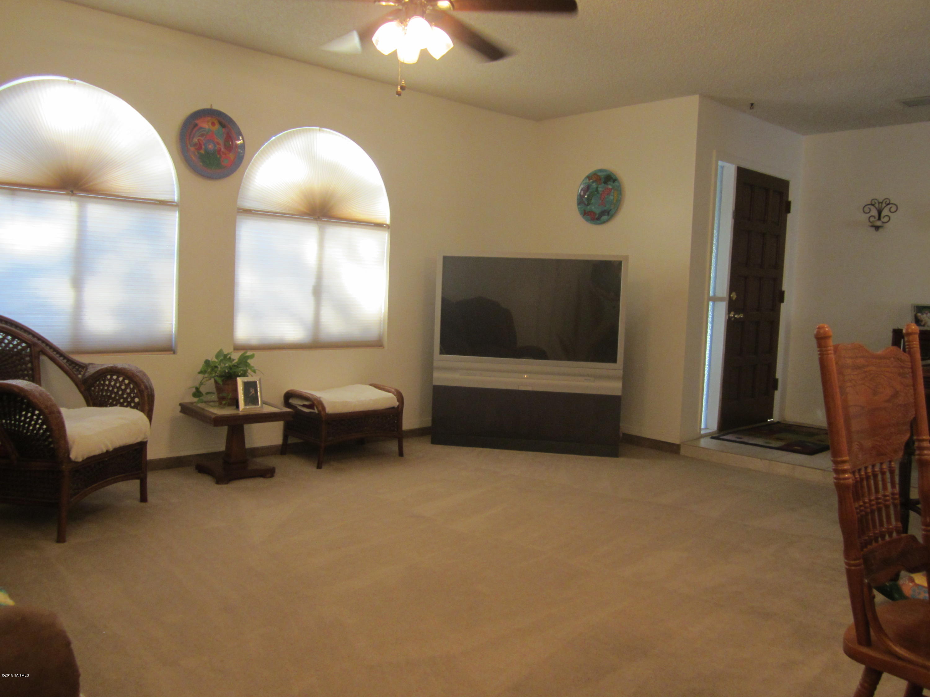 1277 South Gecko Road Tucson, AZ 85713 - Photo 3 of 16