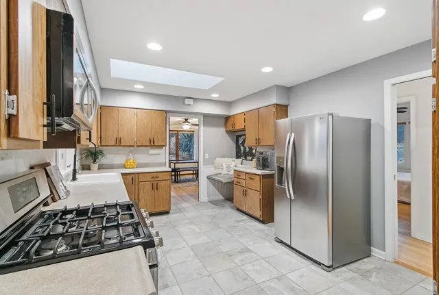 $675,000 | 555 Glen Drive, Madison, WI 53711