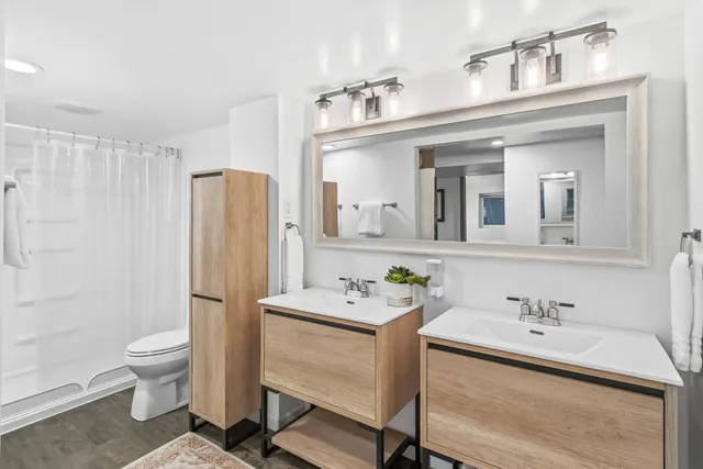 $675,000 | 555 Glen Drive, Madison, WI 53711