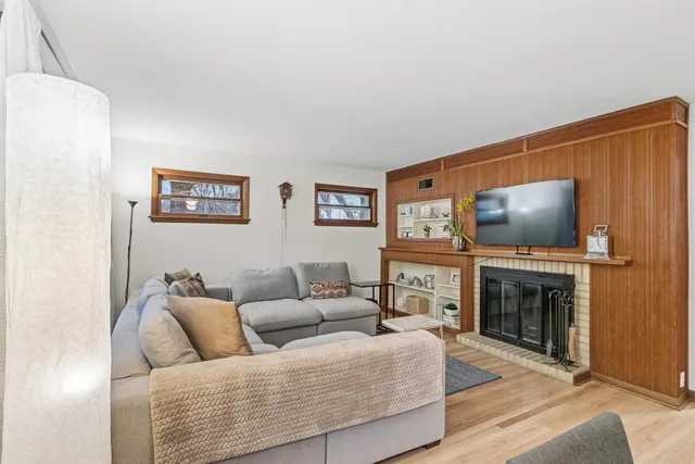 $675,000 | 555 Glen Drive, Madison, WI 53711