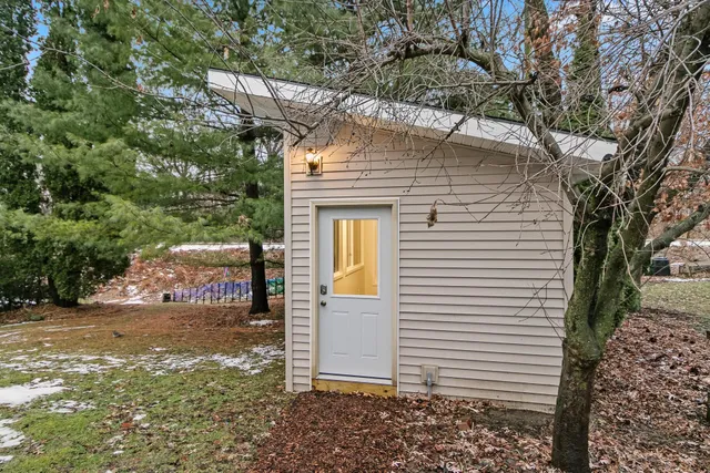 $675,000 | 555 Glen Drive, Madison, WI 53711