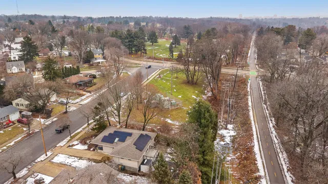 $675,000 | 555 Glen Drive, Madison, WI 53711