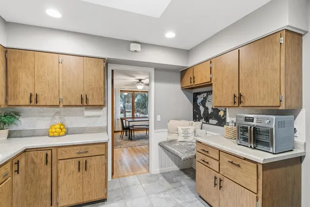 $675,000 | 555 Glen Drive, Madison, WI 53711