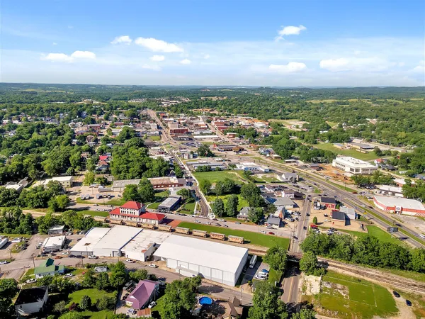 $564,900 | 1513 Highland Avenue, Columbia, TN 38401