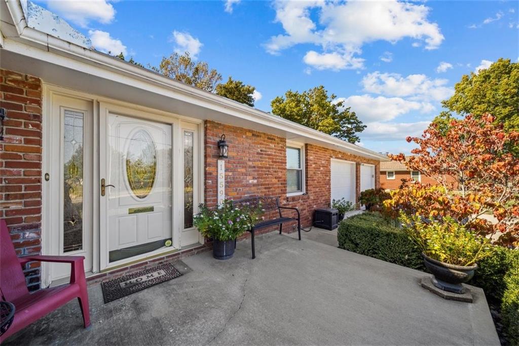 15590 Antioch Road Overland Park, KS 66221 - Photo 11 of 58