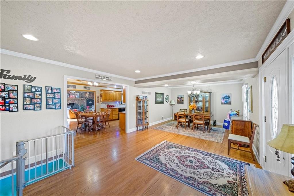 15590 Antioch Road Overland Park, KS 66221 - Photo 13 of 58