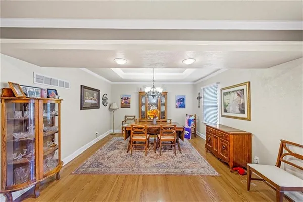$895,000 | 15590 Antioch Road, Overland Park, KS 66221