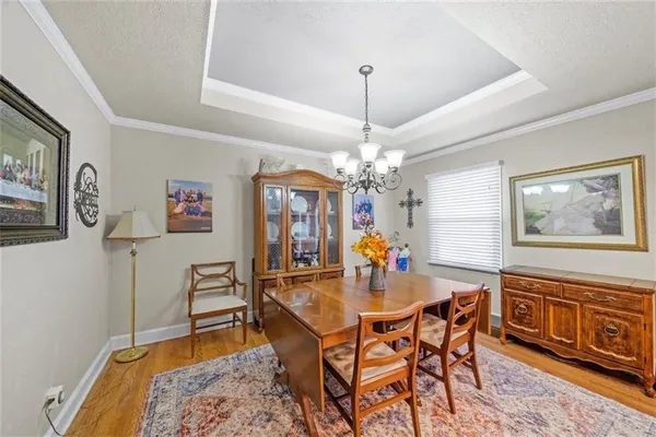 $895,000 | 15590 Antioch Road, Overland Park, KS 66221