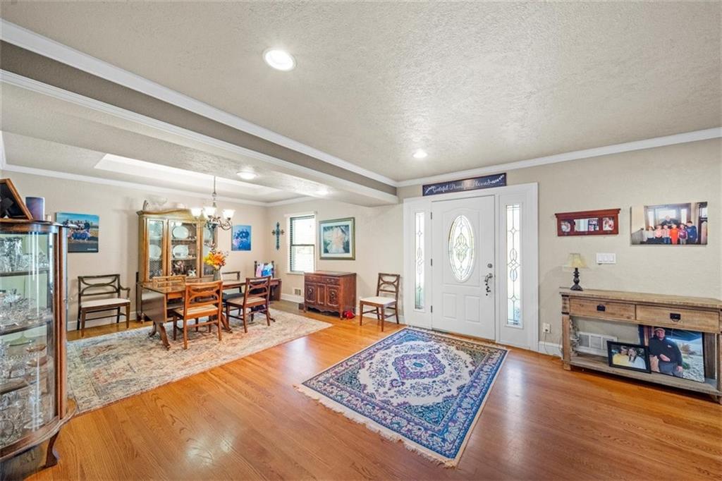 15590 Antioch Road Overland Park, KS 66221 - Photo 17 of 58