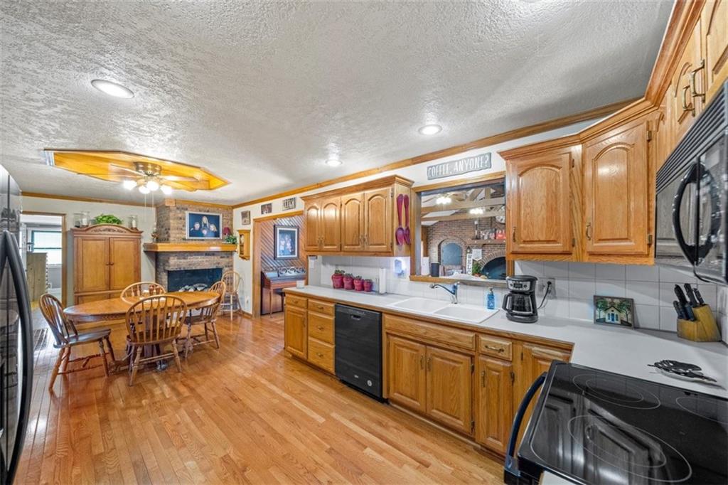 15590 Antioch Road Overland Park, KS 66221 - Photo 22 of 58