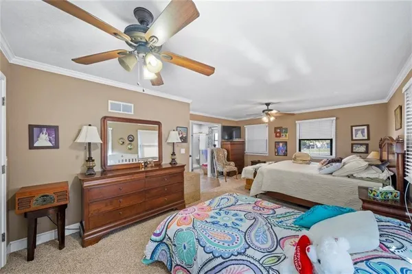 $895,000 | 15590 Antioch Road, Overland Park, KS 66221