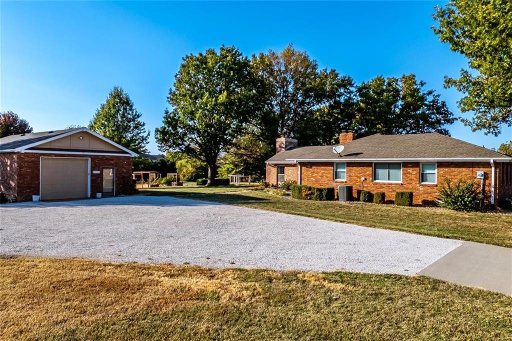 15590 Antioch Road Overland Park, KS 66221 - Photo 52 of 58