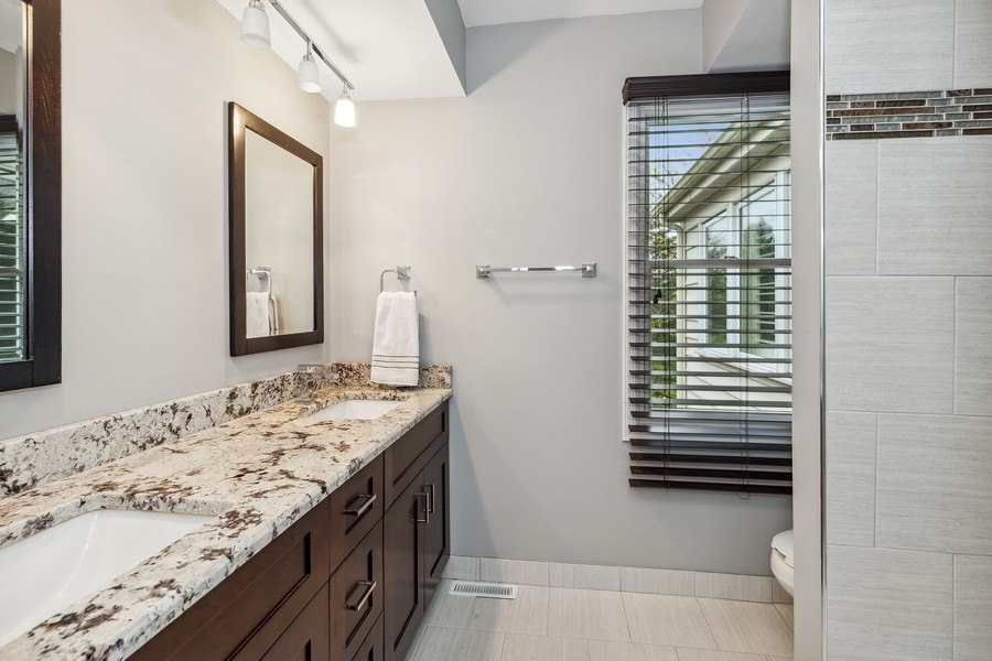 1680 South Ridge Road Lake Forest, IL 60045 - Photo 18 of 25 Gallery Image 18