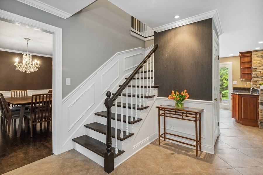 1680 South Ridge Road Lake Forest, IL 60045 - Photo 2 of 25 Gallery Image 2