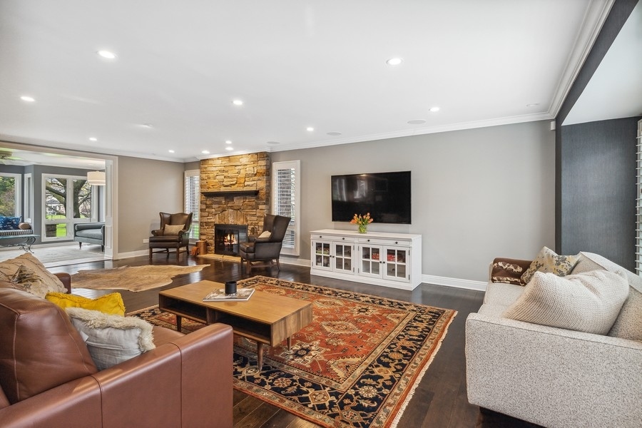 1680 South Ridge Road Lake Forest, IL 60045 - Photo 4 of 25 Gallery Image 4