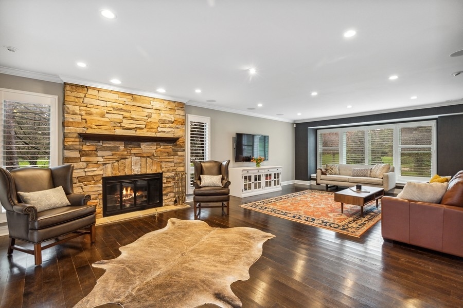 1680 South Ridge Road Lake Forest, IL 60045 - Photo 5 of 25 Gallery Image 5