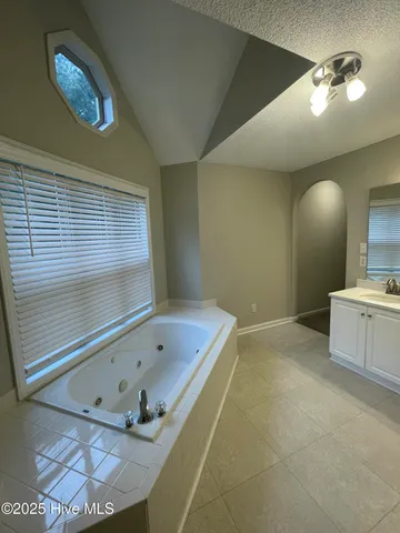 $160,000 | 2597 Thackery Road, Unit E, Greenville, NC 27858