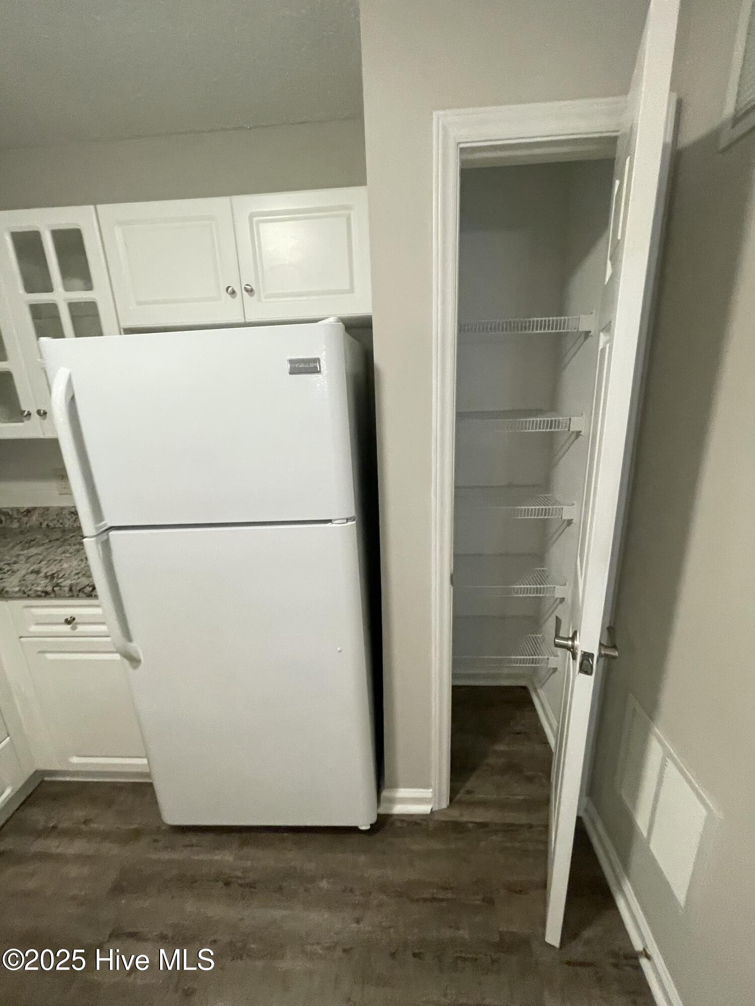 2597 Thackery Road, Unit E Greenville, NC 27858 - Photo 11 of 25 IMG_5889