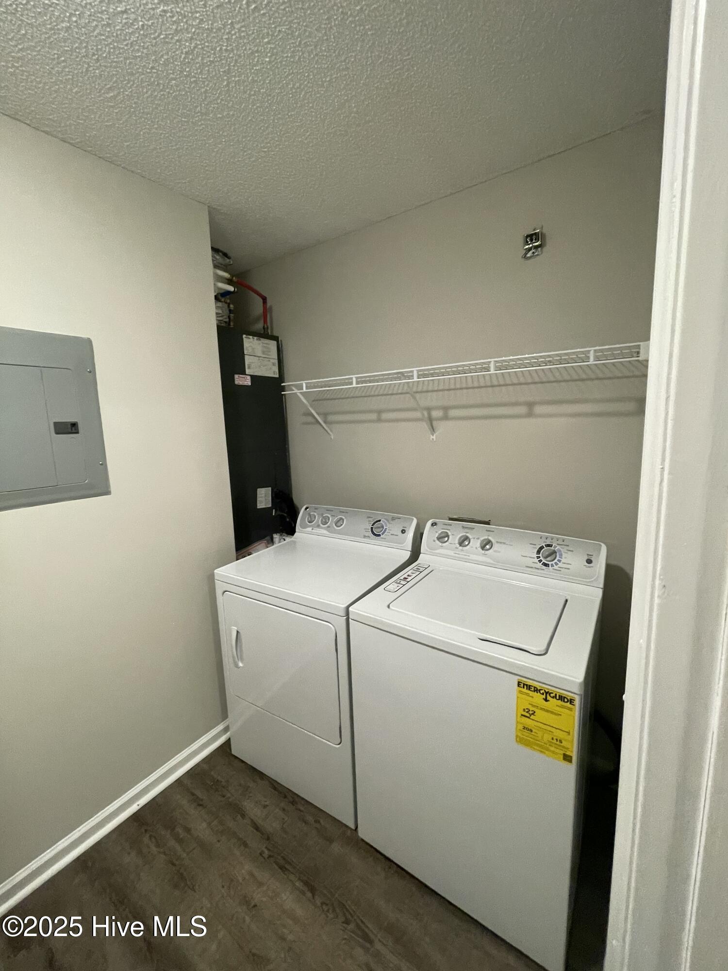 2597 Thackery Road, Unit E Greenville, NC 27858 - Photo 21 of 25 IMG_5887