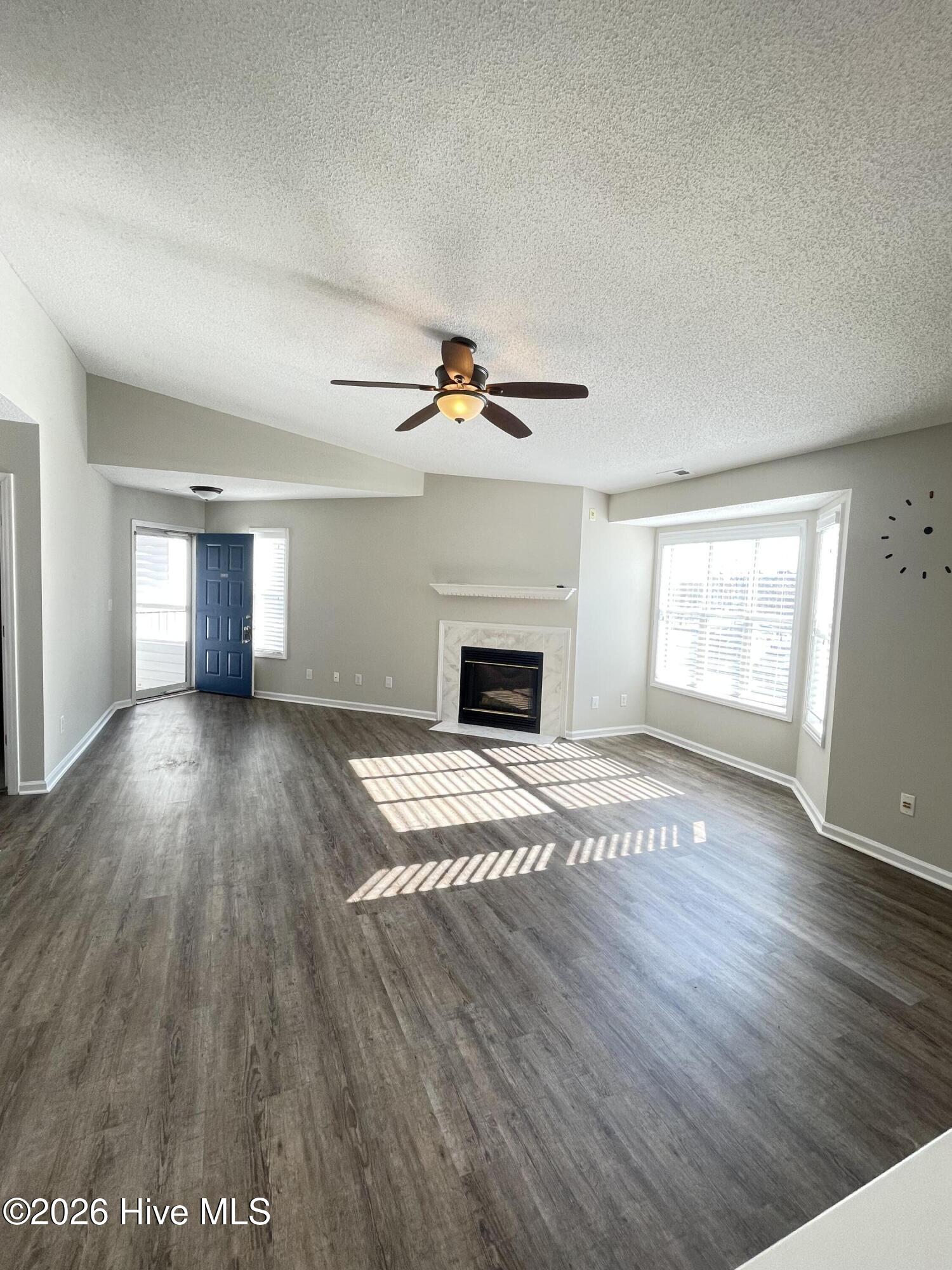 2597 Thackery Road, Unit E Greenville, NC 27858 - Photo 6 of 25 IMG_6713