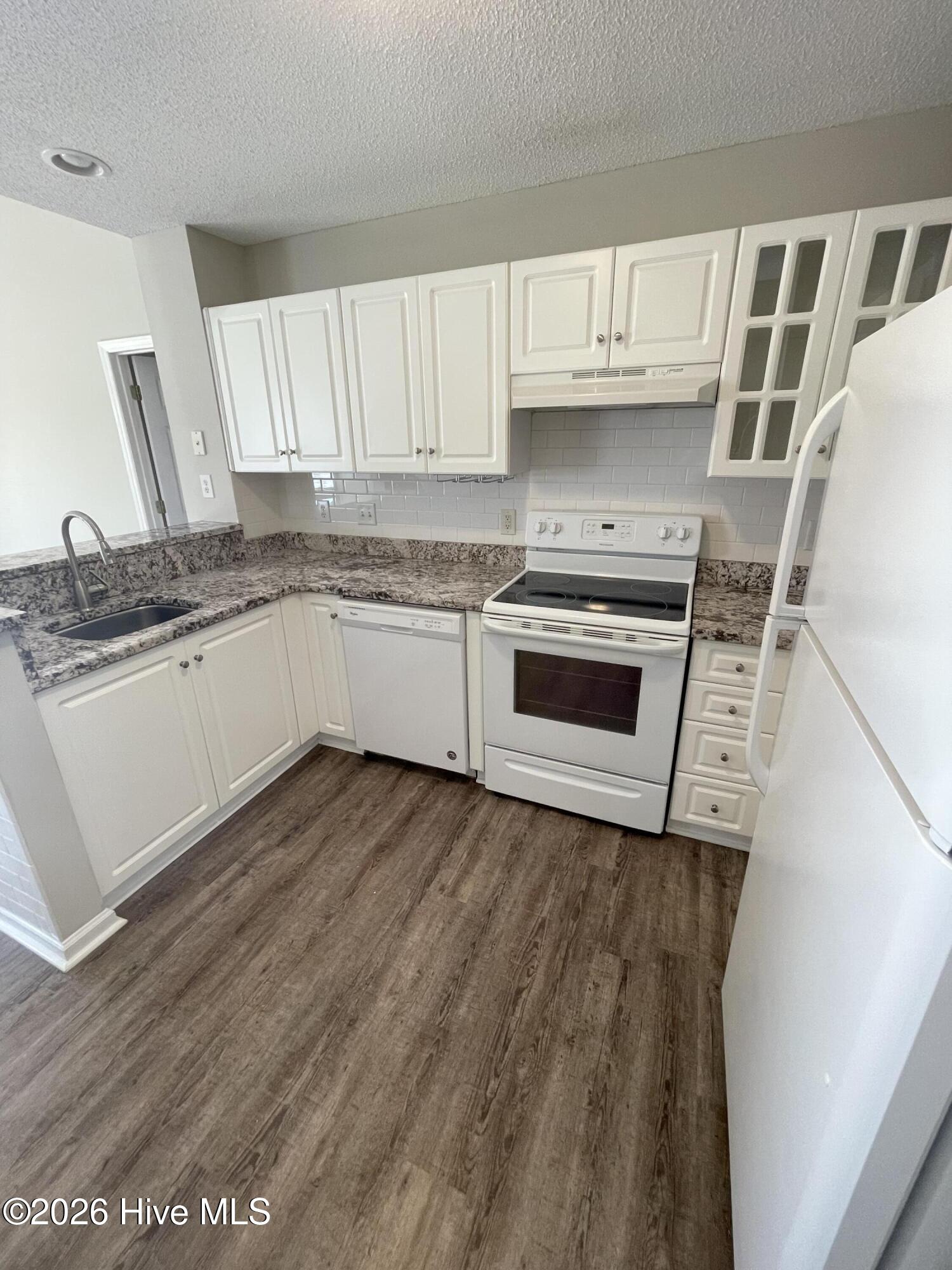 2597 Thackery Road, Unit E Greenville, NC 27858 - Photo 10 of 25 IMG_6712