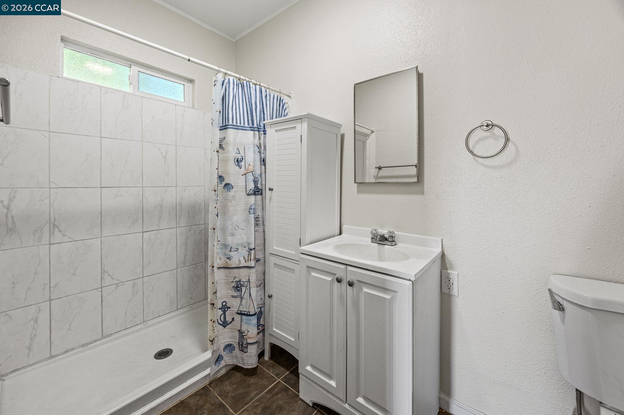 149 West 11th Street Pittsburg, CA 94565 - Photo 6 of 18
