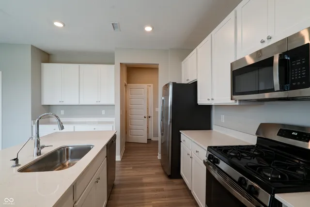 $389,999 | 8626 Jeff Circle, Brownsburg, IN 46112