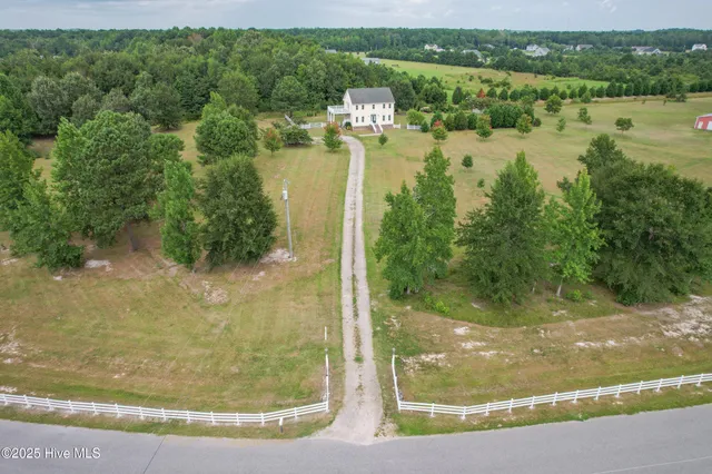 $610,000 | 185 Sorrel Lane, Moyock, NC 27958