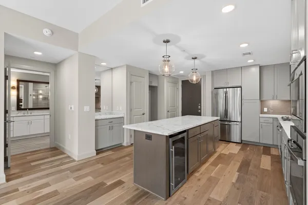 $2,724 | 2511 Willowick Road, Unit 651, Houston, TX 77027