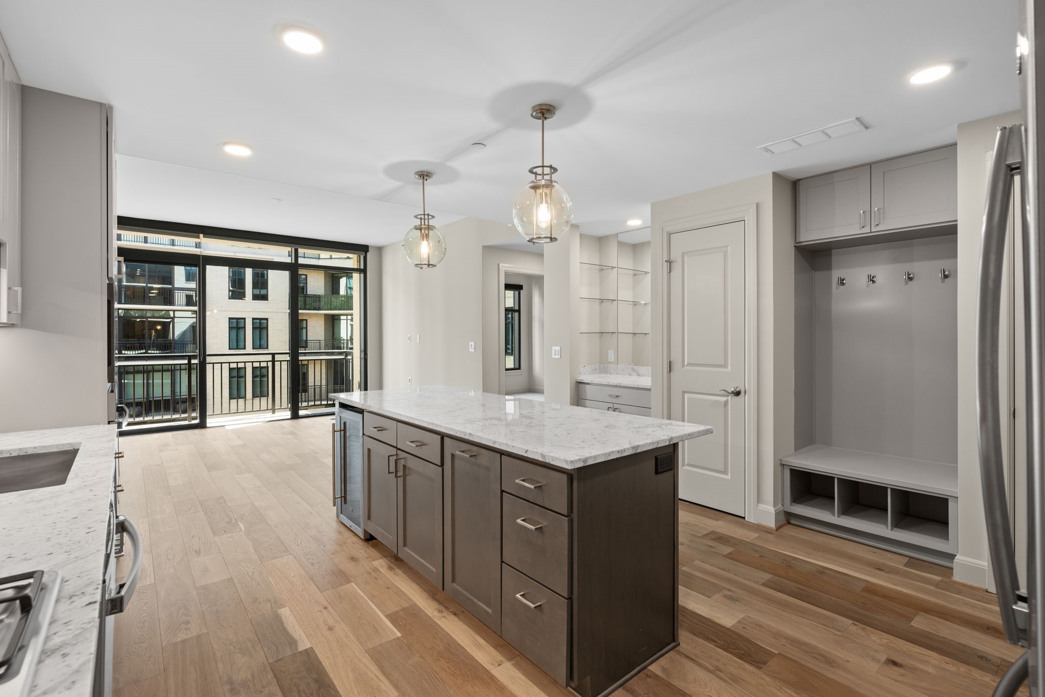 2511 Willowick Road, Unit 651 Houston, TX 77027 - Photo 8 of 45