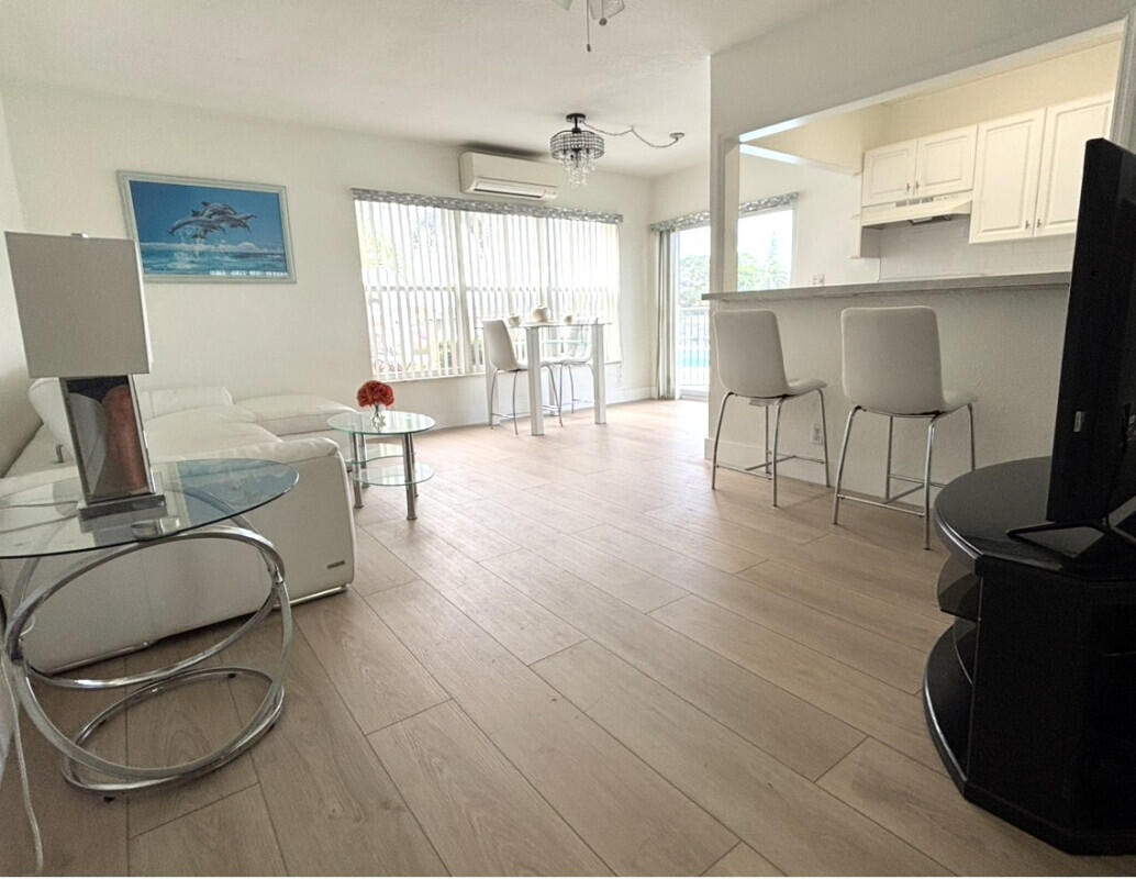 615 South Riverside Drive, Unit 5 Pompano Beach, FL 33062 - Photo 5 of 13 4