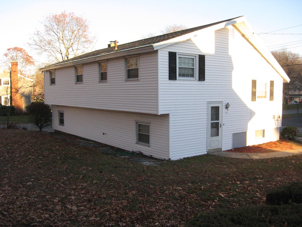 53 Windward Road Lowell, MA 01852 - Photo 3 of 19 Gallery Image 3