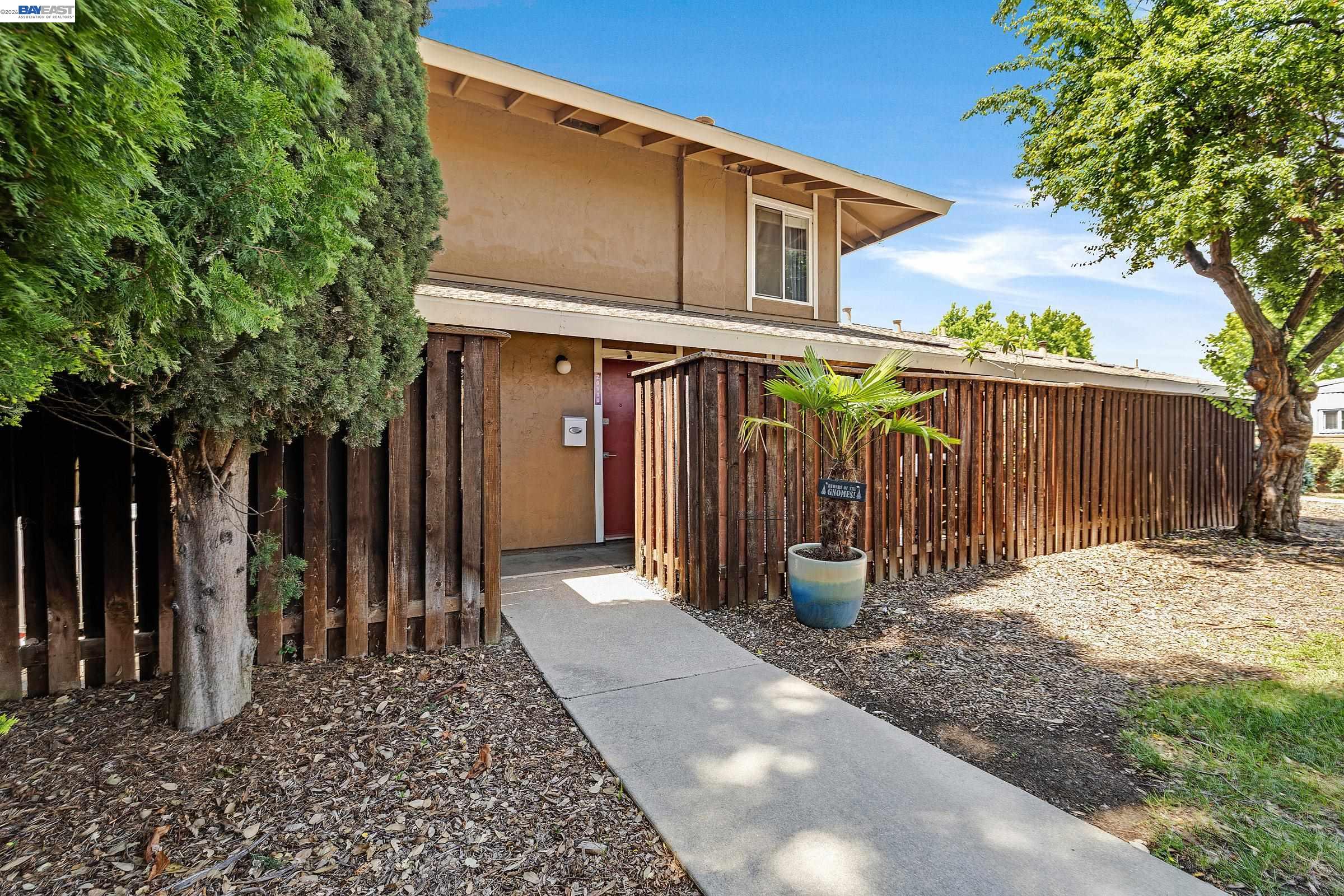 2011 Olivera Road, Unit B Concord, CA 94520 - Photo 11 of 49
